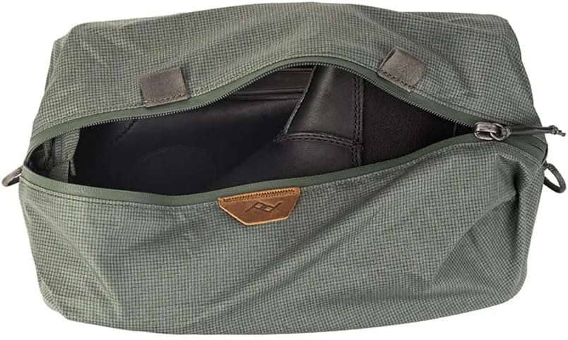 Peak Design Shoe Pouch, Sage, Ultralight Travel Organizer Bag for Shoes or Other Items, Weatherproof Shell, Packs into Itself, Fits 1–2 Pairs of Shoes, Works with Peak Design Travel Bags