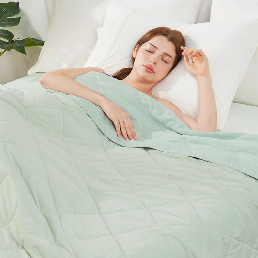 Cozy Bliss Cooling Blanket for Hot Sleepers, Q-Max 0.4 Cooling Comfort Queen Size, Cold Blankets for Night Sweats Sleeping, Ultra-Cool Lightweight Breathable Summer Blanket for Bed