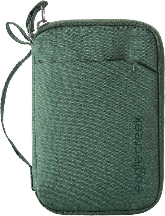 Eagle Creek Stash RFID Passport Wallet – Slim Travel Organizer with RFID Blocking – Secure Storage for Passport, Cards & Cash – Lightweight & Water-Resistant – Unisex – Grass Green