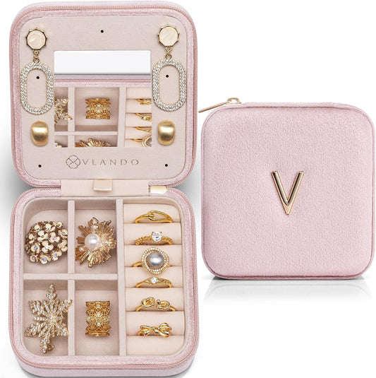 Vlando Travel Gifts for Women Girls, Birthday Gifts for Women, Mothers Gifts, Graduation Gifts for Her, Teacher Appreciation Gifts for Girls - Letter V, Pink