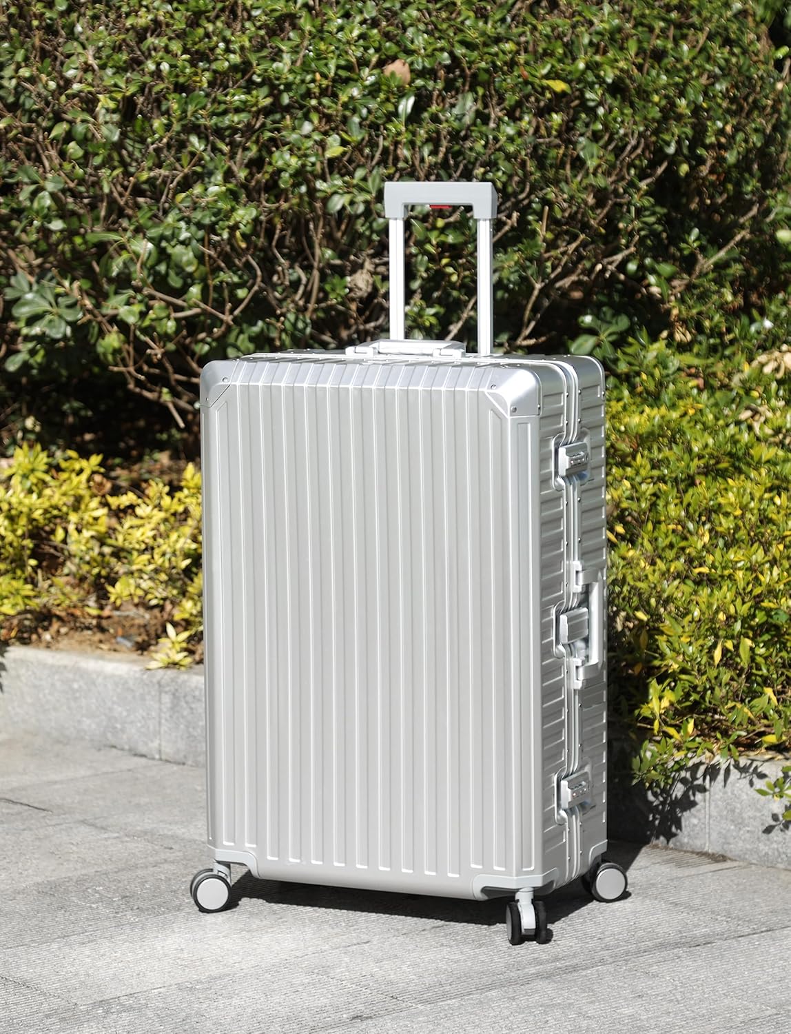 Mvst Luggage Premium All Aluminum Magnesium Carry On 20'' Lightweight Metal,Suitcase with Spinner Wheels Built-in Toiletry Set, Luggage Protector（silvery） (Silver, 29inch)